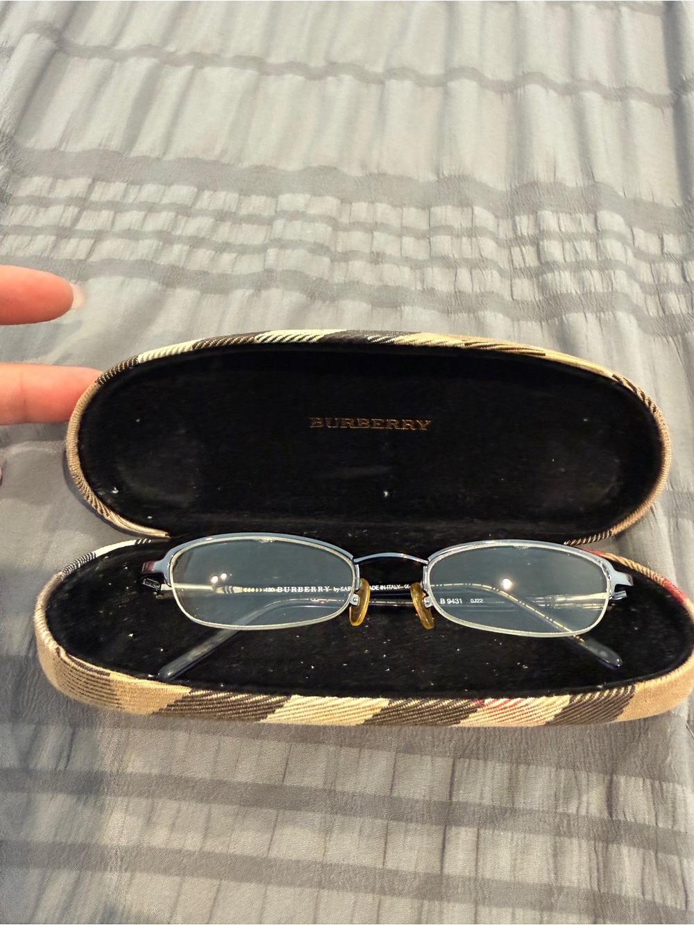 Vintage Burberry Rimless Eyeglasses with Silver Temples and Gold Nose Pads